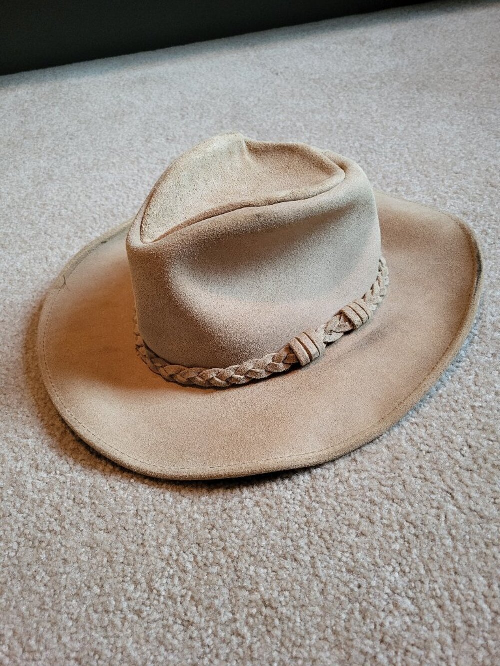 Minnetonka leather Outback hat
